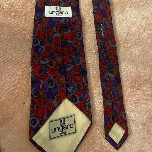 Ungaro Paris Floral Tie - Picture 5 of 9